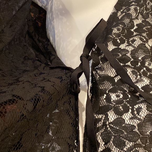 Black Lace Cover Up or Robe - Picture 3 of 5